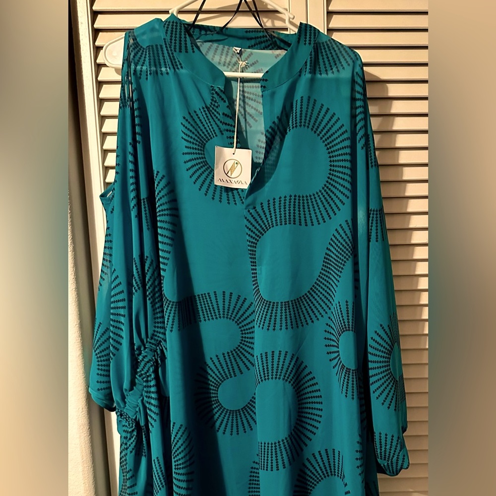 Brand New Manaola -  Melia Style LS. (XL)  Turquoise/Black